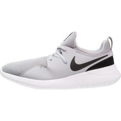 Nike Sportswear TESSEN Tenisówki i Trampki wolf grey/black/white. Szare trampki dziewczęce Nike Sportswear, z tworzywa sztucznego. Za 249,00 zł.