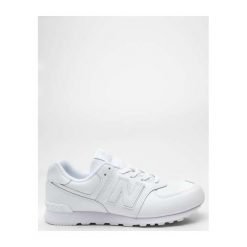 Białe Sneakersy New Balance GC574ERM. Białe sneakersy damskie Molly.pl, z gumy. Za 249,00 zł.