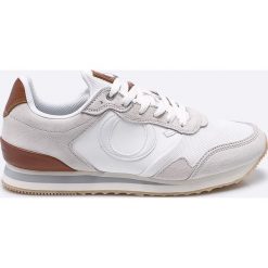 Marc O'Polo - Buty. Białe buty sportowe męskie marki Marc O'Polo, z materiału, na sznurówki. W wyprzedaży za 249,90 zł.