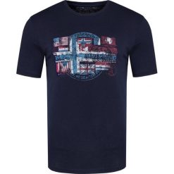 T-shirt Napapijri SEY. Niebieskie t-shirty męskie Napapijri, z nadrukiem, z bawełny, z okrągłym kołnierzem. W wyprzedaży za 119,00 zł.