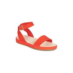 Sandały Clarks BOTANIC IVY. Czerwone sandały damskie Clarks, bez wzorów, bez obcasa, bez zapięcia. Za 399,00 zł.