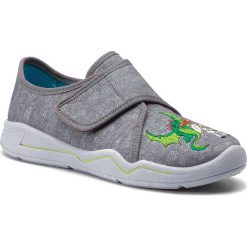 Kapcie SUPERFIT - 4-00298-20 S Grau. Szare sandały chłopięce Superfit, z tworzywa sztucznego, bez zapięcia. W wyprzedaży za 129,00 zł.