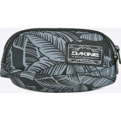 Dakine - Saszetka. Czarne saszetki damskie marki Dakine, w paski, z poliesteru. W wyprzedaży za 69,90 zł.