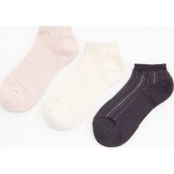 Skarpety stopki 3 pack - Zielony. Zielone skarpetki damskie Reserved, bez wzorów. Za 29,99 zł.