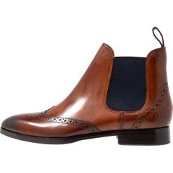 Melvin & Hamilton JESSY Ankle boot wood. Brązowe botki damskie marki Melvin & Hamilton, ze skóry, bez obcasa, bez zapięcia. Za 759,00 zł.