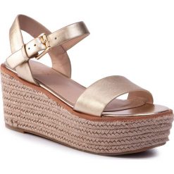 Espadryle ALDO - Erani 59214433 82. Żółte espadryle damskie ALDO, bez wzorów, ze skóry ekologicznej, bez obcasa, na obcasie. Za 339,90 zł.