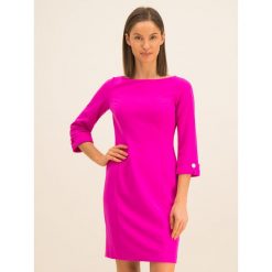 Sukienka koktajlowa DKNY DD9J1203. Różowe sukienki damskie DKNY, bez wzorów, z elastanu, wizytowe, bez kołnierzyka, bez rękawów. W wyprzedaży za 579,00 zł.
