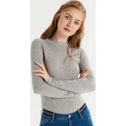 Bluzka z długimi rękawami - Jasny szar. Szare bluzki damskie marki Sinsay, s, bez wzorów, bez kołnierzyka, z długim rękawem. Za 24,99 zł.