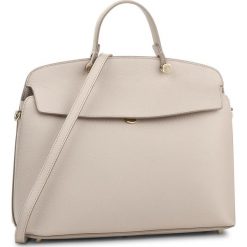 Torebka FURLA - My Piper 928215 B BMX1 OAS Vaniglia d. Brązowe torebki klasyczne damskie Furla, bez wzorów, ze skóry, klasyczne, na ramię, bez dodatków. Za 1179,00 zł.