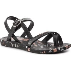 Sandały IPANEMA - Fashion Sand VI K 82522 Black/Black 20766. Czarne sandały dziewczęce Ipanema, z tworzywa sztucznego, bez zapięcia. W wyprzedaży za 79,00 zł.