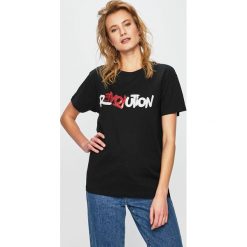 Silvian Heach - Top. Czarne topy damskie marki Silvian Heach, s, z nadrukiem, z bawełny, z okrągłym kołnierzem. Za 219,90 zł.