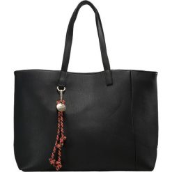 Sisley SET Torba na zakupy black. Czarne torby damskie na zakupy marki Sisley. W wyprzedaży za 287,20 zł.