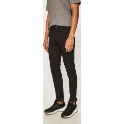 Dickies - Spodnie. Czarne spodnie męskie Dickies, bez wzorów, z bawełny. W wyprzedaży za 139,90 zł.