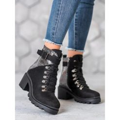 Sznurowane botki snake print. Botki damskie SEASTAR, z zamszu, na sznurówki. Za 158,90 zł.