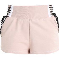 Szorty damskie: Ivy Park LACE UP BACK LOGO Szorty shadow grey