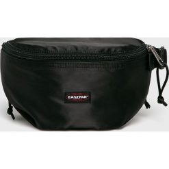 Eastpak - Nerka. Czarne nerki damskie Eastpak, w paski, z poliesteru, casualowe, bez dodatków. Za 119,90 zł.