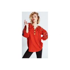 Bluzka Gerbera. Czerwone bluzki damskie Mustache, s, z haftami, z wiskozy, boho, bez kołnierzyka, bez rękawów. Za 99,50 zł.