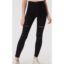 Jeansy skinny z rozcięciami - Czarny. Czarne jeansy damskie Sinsay. Za 59,99 zł.