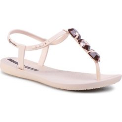 Sandały IPANEMA - Charm VII Sand Fem 82760 Beige/Brown 20762. Brązowe klapki damskie Ipanema, bez wzorów, z tworzywa sztucznego, bez obcasa. W wyprzedaży za 89,00 zł.