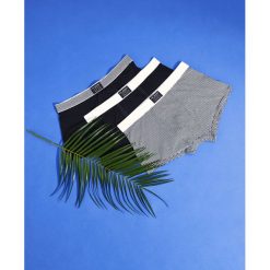 Bokserki męskie. Czarne bokserki męskie Top Secret, bez wzorów. Za 59,99 zł.
