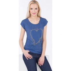 T-shirt z serduszkiem. Szare t-shirty damskie Monnari, z aplikacjami, z bawełny, z dekoltem na plecach. Za 39,96 zł.