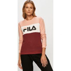 Fila - Bluza. Różowe bluzy damskie Fila, s, z nadrukiem, z bawełny, z długim rękawem, długie, bez kaptura. Za 239,90 zł.