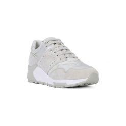 Buty Geox PHYTEAM A. Białe trampki i tenisówki damskie marki Geox, bez wzorów, bez zapięcia. Za 424,06 zł.