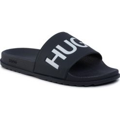 Klapki HUGO - Match 50421188 10224398 01 Dark Blue 401. Niebieskie klapki męskie HUGO, z tworzywa sztucznego, bez zapięcia. Za 219,00 zł.