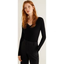 Mango - Sweter Envoyv. Czarne swetry damskie Mango, m, bez wzorów, z poliesteru, z krótkim rękawem, krótkie, bez kaptura. Za 89,90 zł.