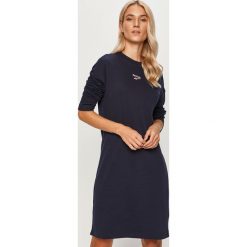 Reebok Classic - Sukienka. Niebieskie sukienki damskie Reebok Classic, na co dzień, s, bez wzorów, z bawełny, casualowe, z okrągłym kołnierzem, z długim rękawem, długie, mini, proste. Za 159,90 zł.