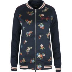 Kurtka Pepe Jeans. Kurtki damskie xs, bez wzorów, z jeansu. Za 199,00 zł.