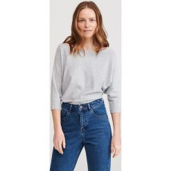 Sweter nietoperz - Szary. Szare swetry damskie Reserved, s, bez wzorów, bez rękawów, bez kaptura. Za 49,99 zł.