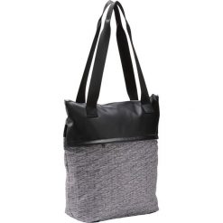 Plecak fitness 20 l. Szare plecaki męskie DOMYOS, bez wzorów, z poliesteru, sportowe. Za 59,99 zł.