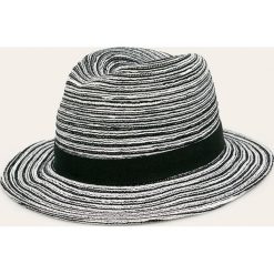 Emporio Armani - Kapelusz. Czarne kapelusze męskie Emporio Armani, bez wzorów, z poliesteru. Za 619,90 zł.