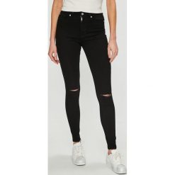 Tally Weijl - Jeansy. Czarne jeansy damskie marki TALLY WEIJL, bez wzorów, z elastanu, z podwyższonym stanem. Za 129,90 zł.