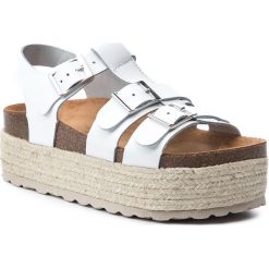 Espadryle QUAZI - QZ-33-02-00023 102. Białe espadryle damskie QUAZI, bez wzorów, ze skóry, bez obcasa. W wyprzedaży za 209,00 zł.