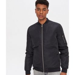 Kurtka typu bomber - Czarny. Czarne kurtki męskie House, s. Za 129,99 zł.