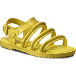 Sandały MELISSA - Flox + Vitorino Campos 31852 Yellow 01022. Żółte klapki damskie Melissa, bez wzorów, z tworzywa sztucznego, bez obcasa. W wyprzedaży za 229,00 zł.