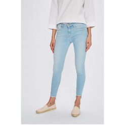 Tommy Hilfiger - Jeansy Como. Niebieskie rurki damskie marki TOMMY HILFIGER. Za 549,90 zł.