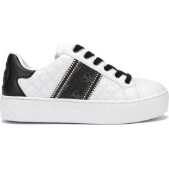 Guess Mayby Tenisówki Biały. Białe trampki i tenisówki damskie Guess, z aplikacjami, z materiału, bez zapięcia. Za 450,95 zł.