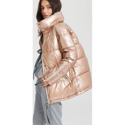 Różowa Kurtka Show Time. Czerwone kurtki damskie zimowe other, xl. Za 239,99 zł.