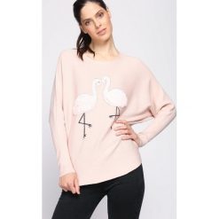 Jasnoróżowy Sweter Withstand. Czerwone swetry klasyczne damskie Born2be, l. Za 49,99 zł.