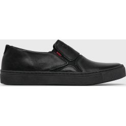 Lee Cooper - Buty. Czarne buty sportowe męskie Lee Cooper, ze skóry, bez zapięcia. W wyprzedaży za 229,90 zł.