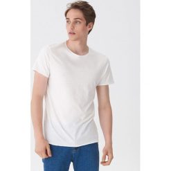 T-shirt basic - Kremowy. Białe t-shirty męskie House, s, bez wzorów, bez kołnierzyka. Za 29,99 zł.