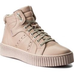 Sneakersy NESSI - 17302/N Róż 1. Różowe półbuty damskie Nessi, ze skóry. W wyprzedaży za 269,00 zł.