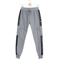 Szare Spodnie Dresowe Long Suffering. Szare spodnie dresowe męskie Born2be, z napisami, z dresówki. Za 64,99 zł.