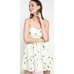 Sukienki hiszpanki: Kiss my dress – Sukienka