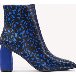 Botki damskie lity: NA-KD Shoes Botki we wzory na średnim obcasie - Blue,Multicolor