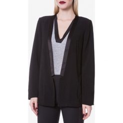 Vero Moda Blezer Czarny. Czarne kurtki damskie Vero Moda, s, bez wzorów, z elastanu. Za 231,95 zł.