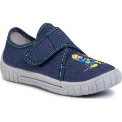 Kapcie SUPERFIT - 6-00278-81 M Blau. Niebieskie sandały chłopięce Superfit, z tworzywa sztucznego, bez zapięcia. Za 119,00 zł.